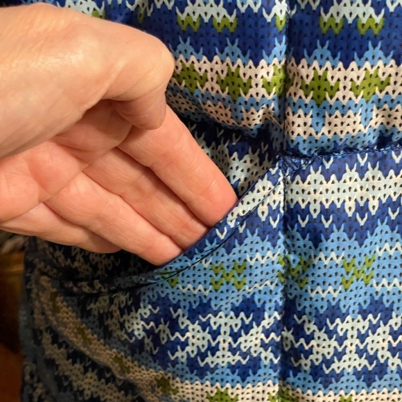 LANDS’END GOOSE-DOWN BLUE VEST SZ XL 18/20 EUC - Picture 5 of 10